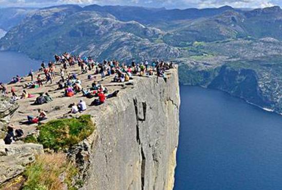 全球十大恐怖懸崖步道旅游景點(diǎn)排行 國(guó)王步道吸引了徒步者和冒險(xiǎn)家