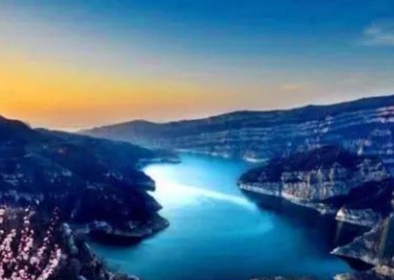 國內(nèi)十大適合徒步旅游線路旅游景點排行 墨脫旅游者徒步的圣地