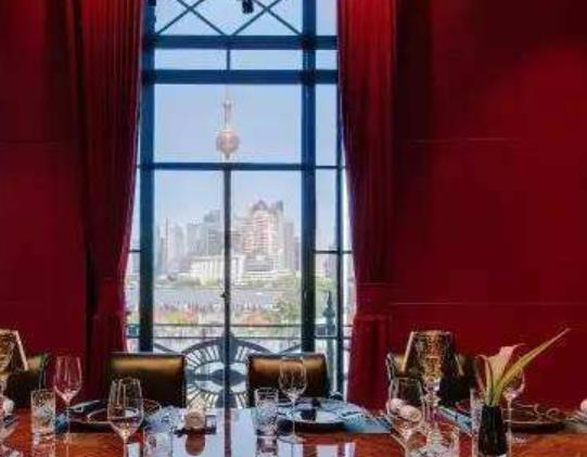 世界上最著名的十大頂級餐廳景點旅游排行 花鼓餐廳十分受歡迎