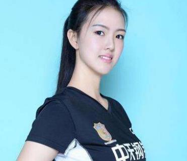 中國(guó)女排歷史十大美女排行 楊希是中國(guó)女排五連冠時(shí)代的名將