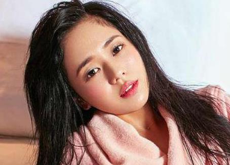 十大宅男女神排行 Angelababy曾與日本界一姐一同走秀