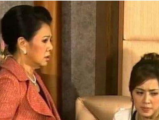 泰國最美人妖排行 90后Yoshin是泰國新人演員 泰國最火人妖