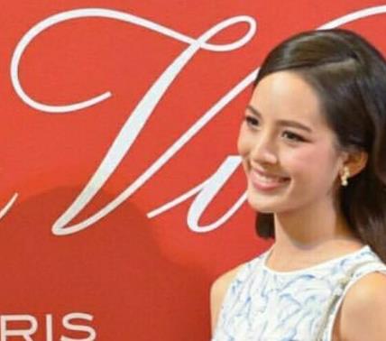 泰國最美人妖排行 90后Yoshin是泰國新人演員 泰國最火人妖