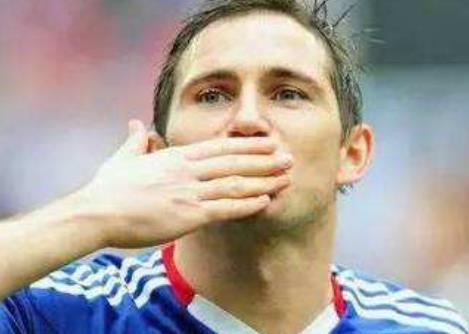 世界十大最有錢足球運動員排行 蘭帕德主要工資是切爾西球場踢球得到的薪水