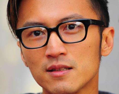 不被看好卻大紅大紫的明星排行 成龍無疑是娛樂圈中大哥大級人物