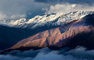 中國最美三大名山 南迦巴瓦峰(西藏)排在世界最高峰行列的第15位