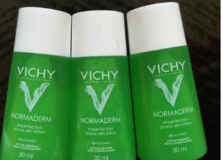 干性皮膚用什么牌子的護膚品好 迪蕾煥顏活膚乳液質感非常的高級