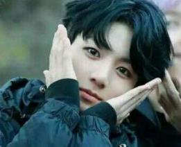 韓國男團成員顏值排名 金泰亨曾多次被票選為最帥或最英俊面孔