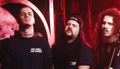 世界十大重金屬歌手 Metallica也是金屬樂隊的開創者