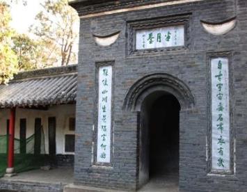 成都最好玩的地方推薦 錦里古街是當地非常知名的商業街