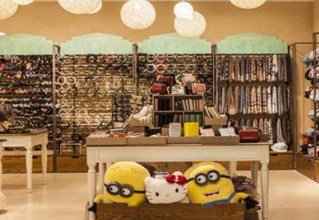 快時(shí)尚百貨十大品牌 眾客優(yōu)品隸屬于香港德毅實(shí)業(yè)集團(tuán)