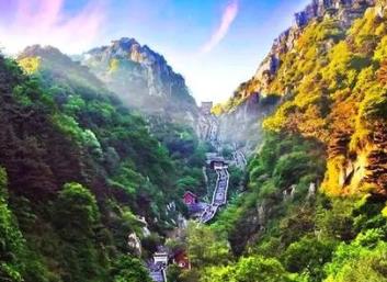 五一十大景點 上海迪士尼樂園是中國內地首座迪士尼主題樂園