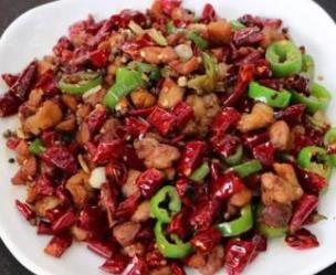 十個受歡迎辣子雞品牌 龍哩鄧氏辣子雞是市場上受歡迎調味料品牌