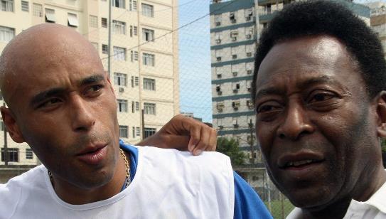 巴西足球歷史十大巨星排行榜 巴西足球明星盤點 巴西球星排名