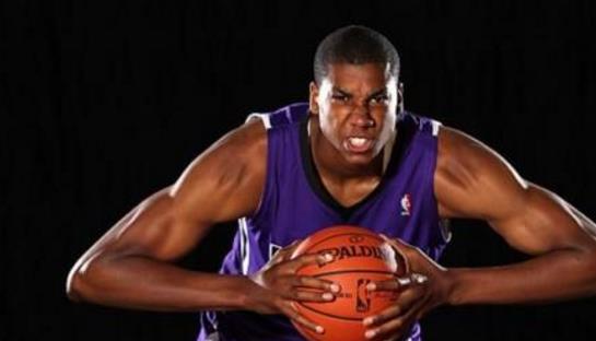 盤點(diǎn)NBA現(xiàn)役十大臂展狂人 NBA臂展遠(yuǎn)長(zhǎng)于身高的球星