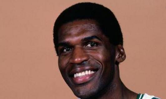 盤點(diǎn)NBA十大詭異罰球 巴里端尿盆投法怪異無比