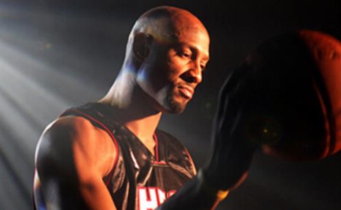 盤點(diǎn)NBA十大詭異罰球 巴里端尿盆投法怪異無比