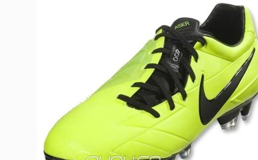 十大經典足球鞋排行榜 經典足球鞋都有哪些
