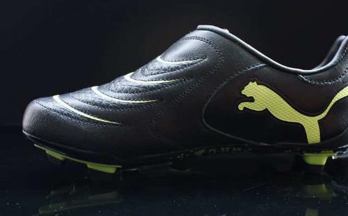 十大經典足球鞋排行榜 經典足球鞋都有哪些