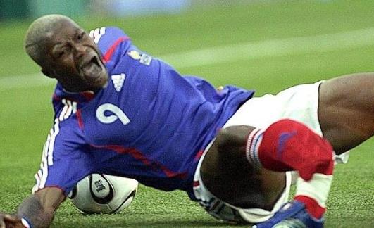 足壇十大最恐怖傷情排行榜 足壇最嚴重傷情盤點