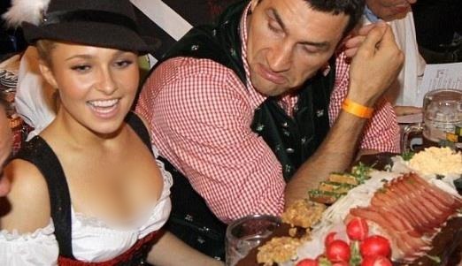 最漂亮的10位世界拳王老婆排行榜 鄒市明妻子榜上有名