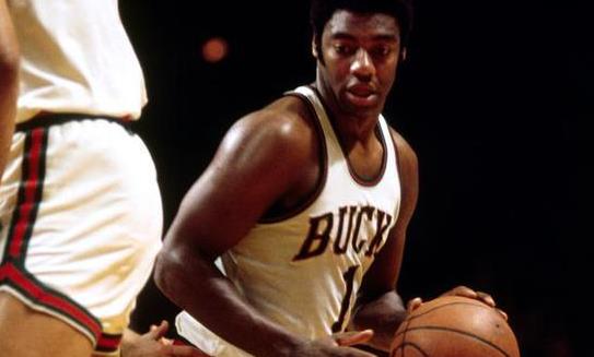 NBA十大控球后衛球星排行榜 庫里第十 保羅第五 魔術師約翰遜第一毫無懸念