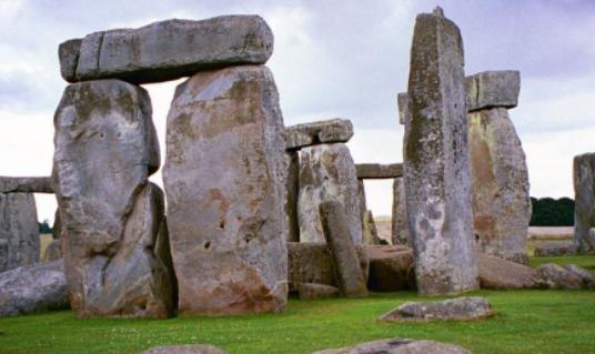 世界上最早的天文臺 英國巨石陣1130年被發現 有天文觀測作用可觀星