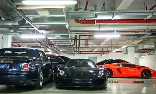 世界十大最貴的車庫排名 阿聯酋國家汽車博物館像小型的城市