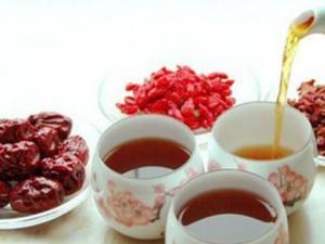 枸杞子泡水喝有什么好處？枸杞子的營養價值