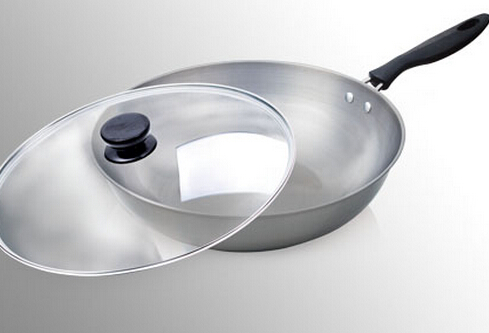 炒鍋什么材質(zhì)好?使用炒鍋的注意事項(xiàng)