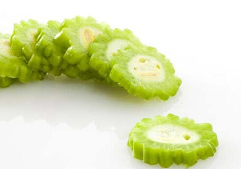 涼拌萵筍的做法-苦味蔬菜應該怎么吃?