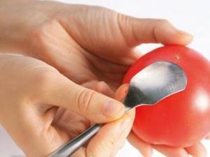 西紅柿怎么去皮?西紅柿去皮方法,怎樣給西紅柿去皮妙招