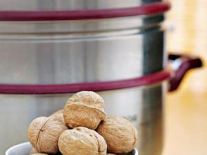 核桃怎么去皮?巧剝核桃仁方法,怎樣給核桃去皮妙招