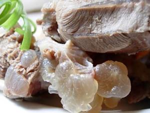 如何燉羊肉?怎么吃羊肉不上火?燉羊肉的做法大全