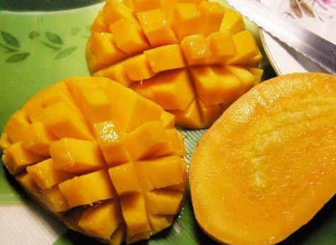 芒果怎么吃?芒果怎樣剝皮?芒果剝皮方法