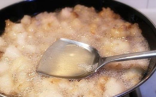 怎么熬豬油?熬豬油的常用方法,熬鍋豬油好過冬