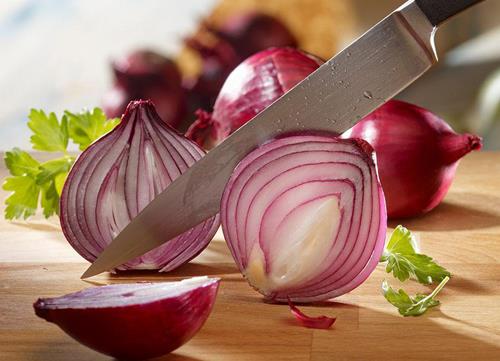 如何切洋蔥不辣眼睛-洋蔥怎么切不辣眼睛