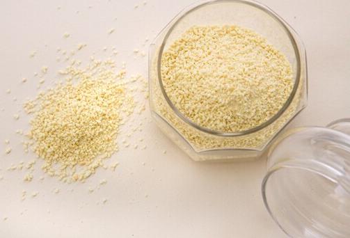 雞精和味精哪個更好?雞精和味精的區別有哪些