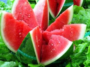 如何挑選西瓜？怎樣挑選新鮮西瓜