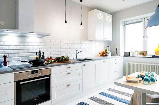 怎樣清洗廚房灶臺油污更干凈 清洗廚房灶臺油污的方法