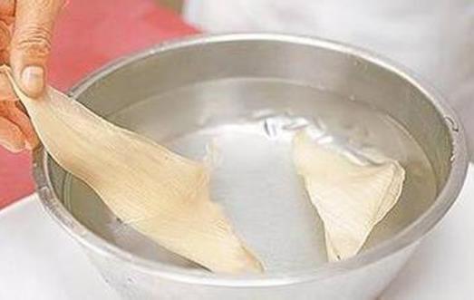 如何泡發(fā)干魚翅?干魚翅的泡發(fā)方法