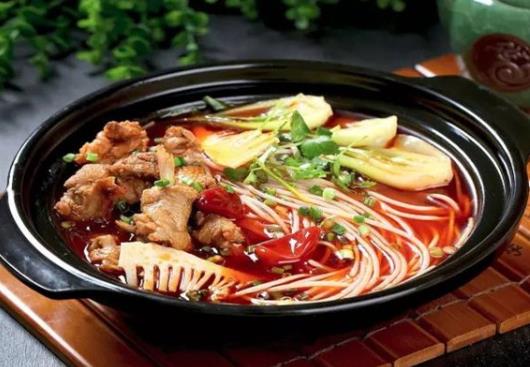 砂鍋為什么要開鍋才能用?砂鍋放煤氣灶會(huì)不會(huì)炸