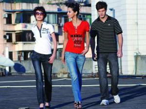 新牛仔褲掉色怎么辦？新牛仔褲怎么洗不掉色