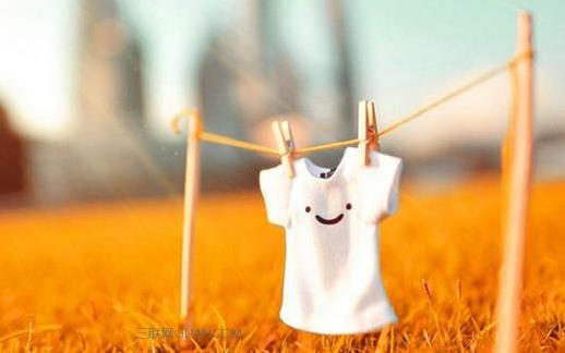 如何防止衣服掉色 白糖鹽白醋防止衣服掉色的小竅門