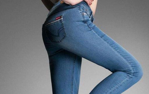 牛仔褲掉色對身體好嗎?牛仔褲掉色了怎么補救