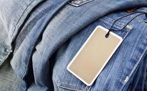 牛仔褲掉色對身體好嗎?牛仔褲掉色了怎么補救