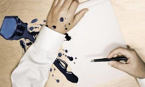 衣服沾上自來水筆印該如何清洗 沾上圓珠筆印如何清洗