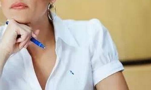 衣服沾上自來水筆印該如何清洗 沾上圓珠筆印如何清洗