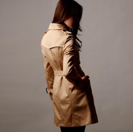 風衣總皺是質量問題嗎?風衣后面的布總翹怎么辦