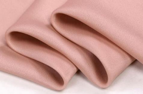 真絲衣服有白色印記怎么洗掉?真絲衣服怎么保養